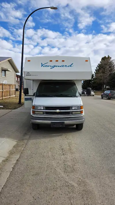 2000 Vanguard Motorhome for sale Nice unit that needs little to no work Currently winterized Has Che...
