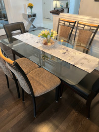 Dining Room Glass Table and Chairs 
