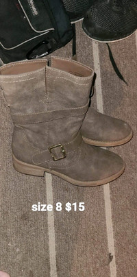 Size 8 Ladies Boots 