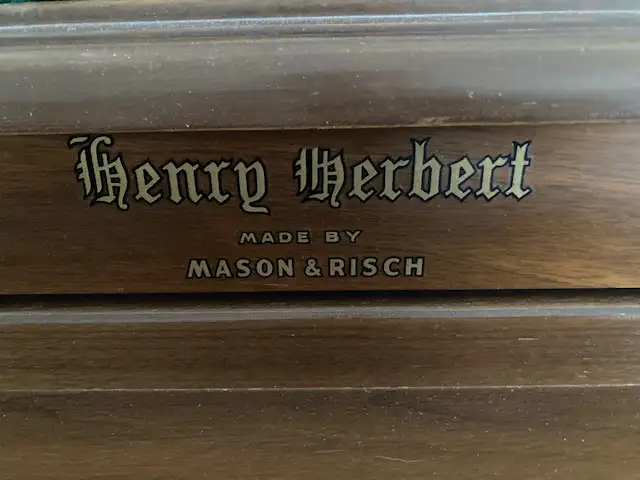 Upright Piano in Pianos & Keyboards in City of Toronto - Image 6