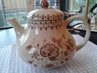 Johnson Bros Jamestown Staffordshire Old Granite teapot & plate