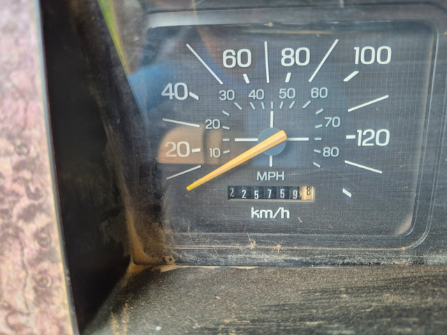 1985 Ford F150 in Cars & Trucks in Saskatoon - Image 3