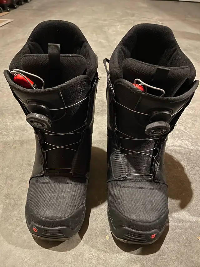 Burton Men’s Progression Boa Snowboard Snowboarding Boots US 9.5 in Snowboard in Calgary - Image 5