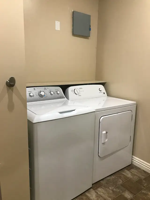 Seniors - 2 Bedroom Apartment with Garage in Long Term Rentals in Bridgewater - Image 7