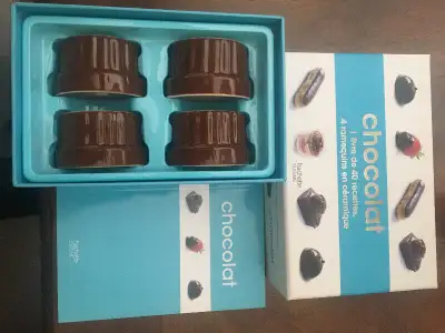 Chocolat recettes Coffret : 1 livre et 4 ramequins, View more