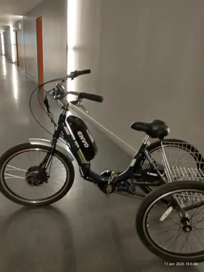 Tricycle adulte électrique neuf, valeur 1800$  je demande 800$., View more