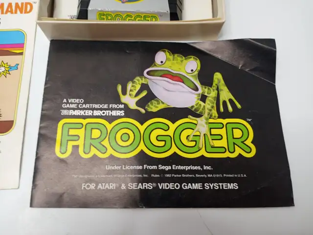 Atari 2600 Chopper Command & Frogger in Box with manuals in Older Generation in Kitchener / Waterloo - Image 8