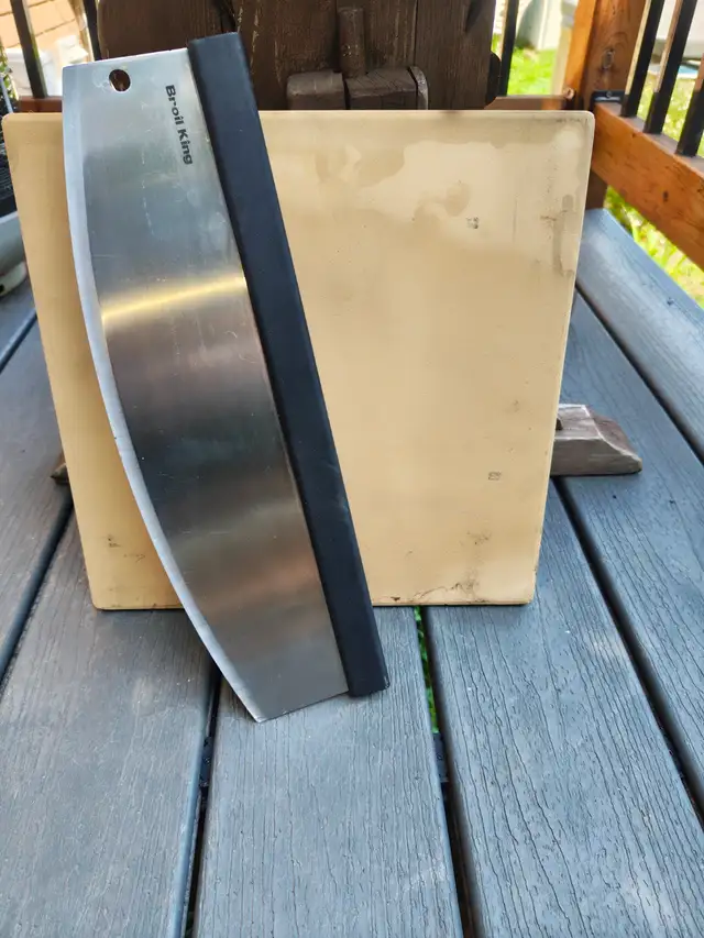 Four à Pizza Oven Propane 13 x 13 in BBQs & Outdoor Cooking in West Island - Image 7