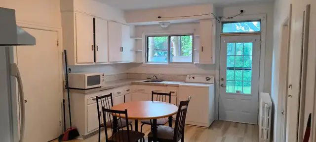 Furnished room for rent in NDG62863778666498122