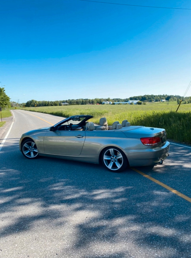Convertible , Manual 335! in Cars & Trucks in Markham / York Region - Image 2