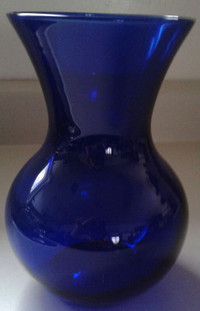 Cobalt Blue 7" Tall Flower Vase