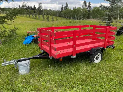 Utility Trailer 4 x 8 $895 seldom used low low mileage - Great Shape !