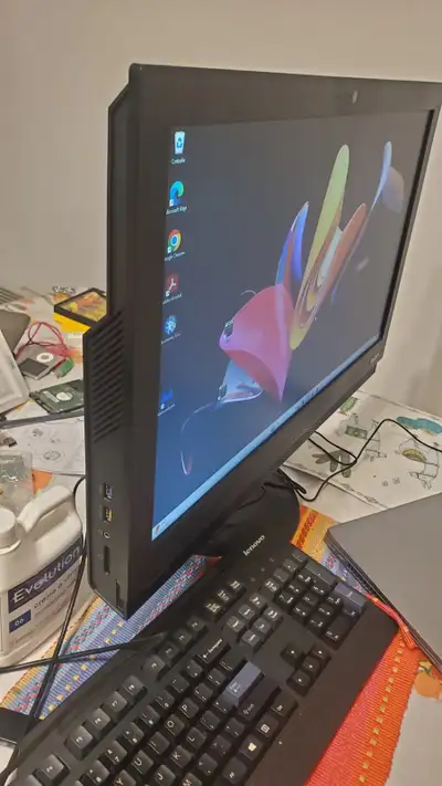 Lenovo ThinkCentre M800z i5,  écran tactile, Windows11, MSOffice, View more