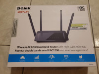 [LIKE NEW] D-Link Wireless AC1200 Dual Band Router