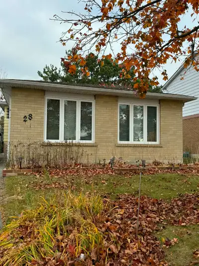 2 Bedrooms Location: Morningside and Sheppard Features: • Two bedrooms – ideal for students, couples...