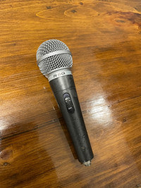 Microphone 