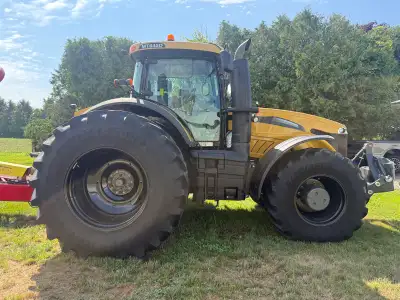 Fully loaded 6 remotes 50k cvt Full suspension Integrated Trimble gps Newer 650IF duals Front hitch...