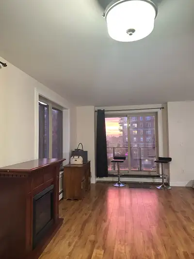 One bedroom available for rent in Halifax . It includes all the utilities. Closer to all the ameniti...