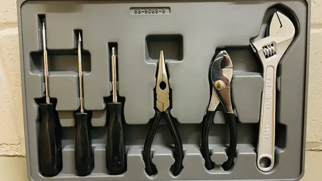 General Tool Set in Hand Tools in City of Toronto - Image 4