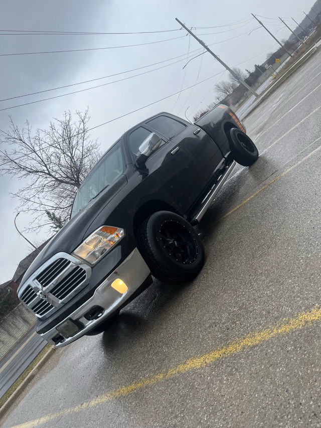 2014 Dodge Ram 1500 big horn in Cars & Trucks in Oakville / Halton Region - Image 2