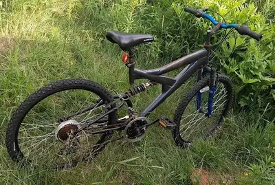 Super cycle DualShock 24-in wheel mountain bike., View more