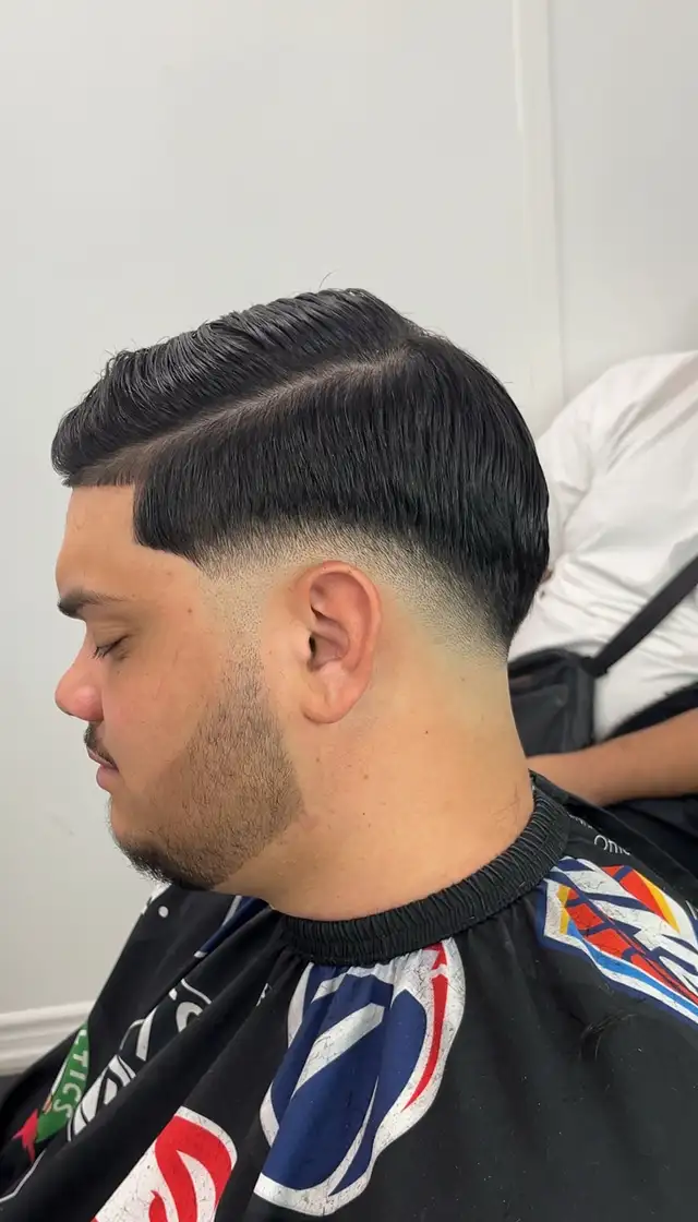 BEST HAIRCUTS IN THE CITY ONLY  $4063849001746689123