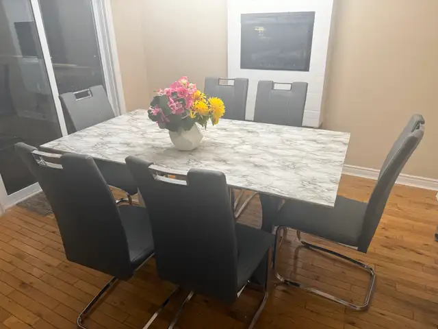 Dinning sets in Dining Tables & Sets in Dartmouth - Image 4