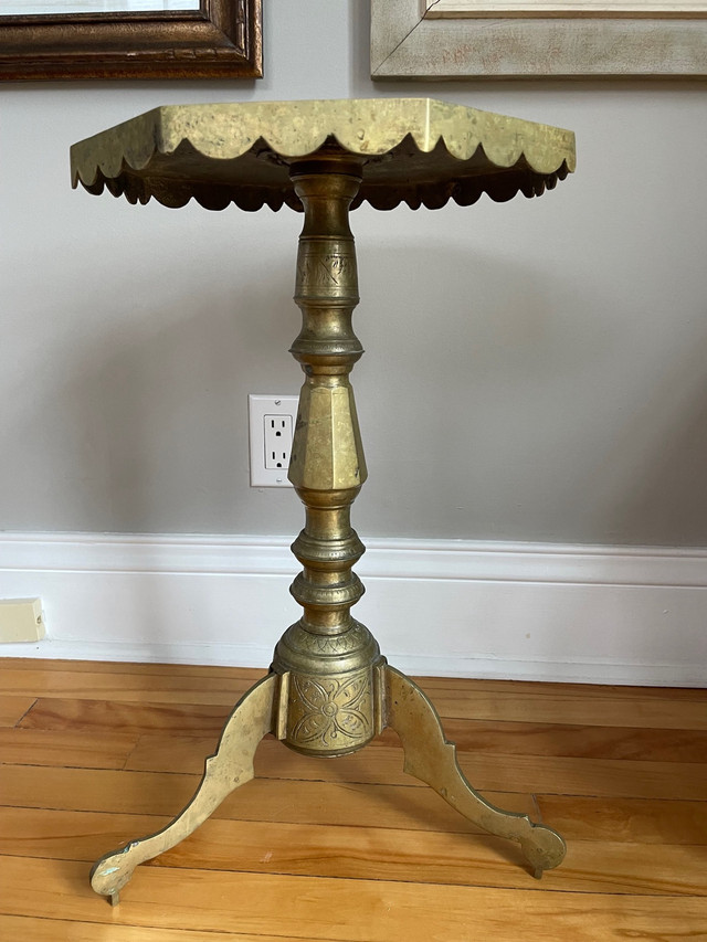 Stunning Antique 19th Century Solid Brass Table in Arts & Collectibles in Ottawa - Image 2