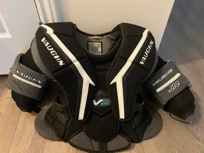 Vaughan V9 Junior Small/Medium Chest Protector Goalie, View more
