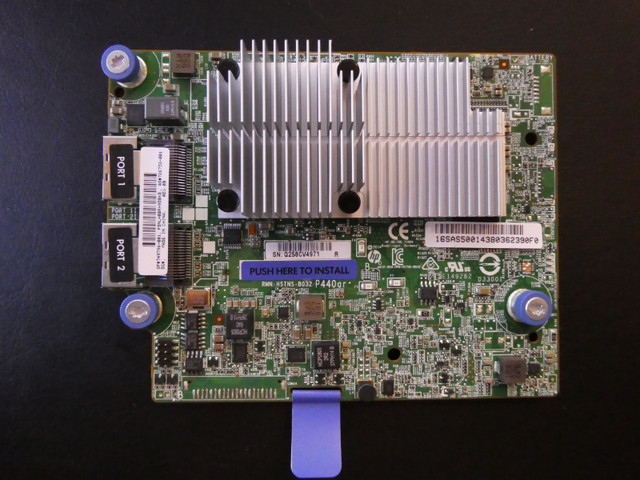 HP Smart Array P440ar 2GB FBWC 12Gb 2-ports SAS RAID controller in System Components in Markham / York Region