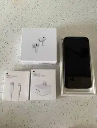 iPhone 11 128GB **Airpods/Adapter PKG/Delivery**