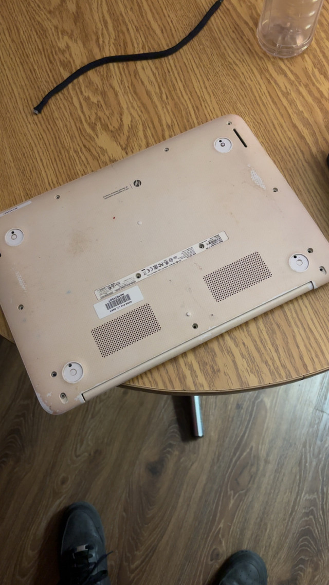 HP Chromebook in Laptops in Ottawa - Image 3