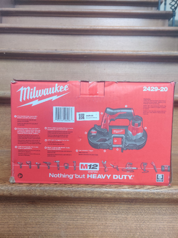 (BRAND NEW) Milwaukee M12 band saw in Power Tools in Ottawa - Image 2