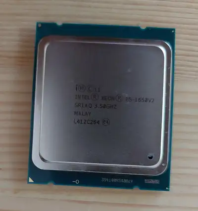 CPU E5-1650v2, socket 2011, 6 cores/12 threads 3.9GHz turbo // 4.2GHz BCLK OC // 4.5GHz multi OC PCI...