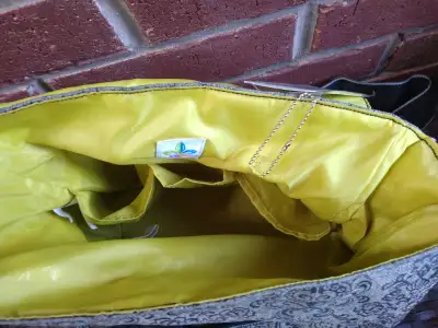 Hello, Hope my note finds you well! Selling Kalencom baby diaper bag, like new, comes from pet/smoke...