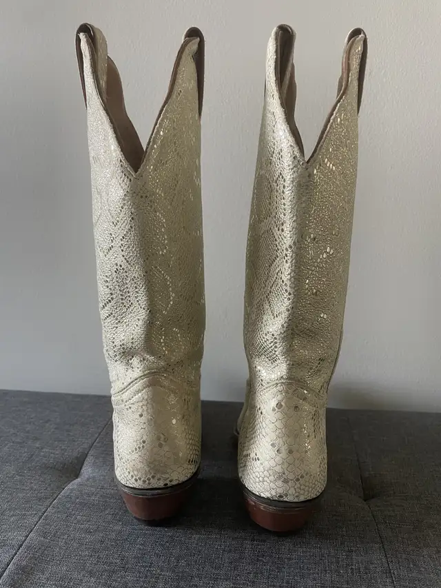 Gold leather women's Boulet cowboy boots in Women's - Shoes in Ottawa - Image 3