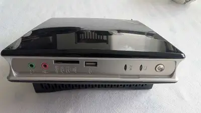 Zotac ZBOX ID41 compact mini-PC. Processor: Intel Atom D525 (1.8 GHz, dual-core) Graphics: Next-Gen...