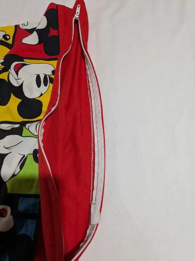 VTG Mickey Mouse Color Block Pillowcase zippered  in Bedding in Charlottetown - Image 8