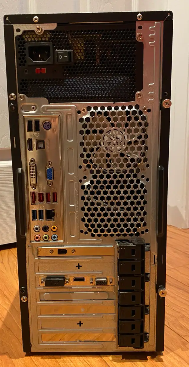 Desktop PC  in Desktop Computers in Markham / York Region - Image 6