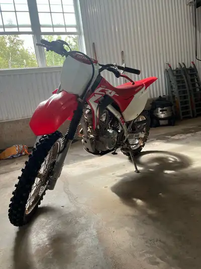 Very reliable bike never had any problems only reason for selling is outgrew it, no papers will not...