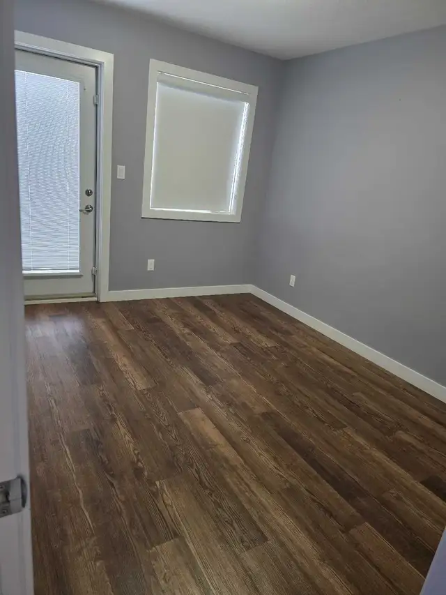 house cleaner available 64840284068993123