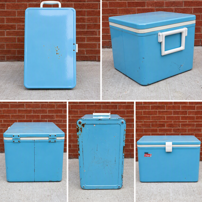 Up for sale is a classic vintage Coleman metal cooler in a great shade of blue. This is the real dea...