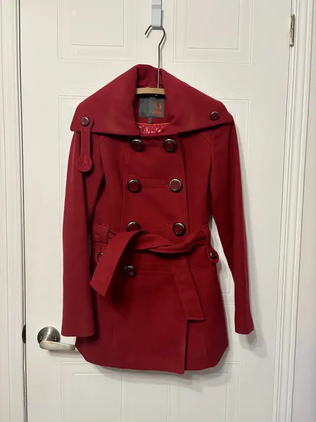 Manteau en laine rouge XS - Red wool coat XS in Women's - Tops & Outerwear in City of Montréal - Image 3
