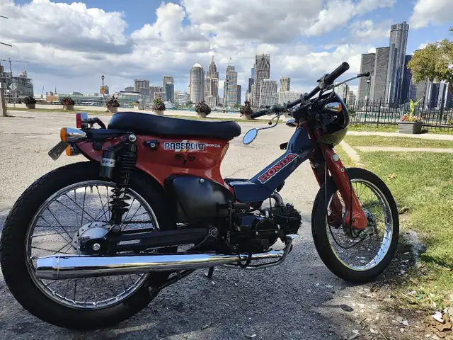 Vintage motorcycle Honda Yamaha  in Other in Windsor Region - Image 3