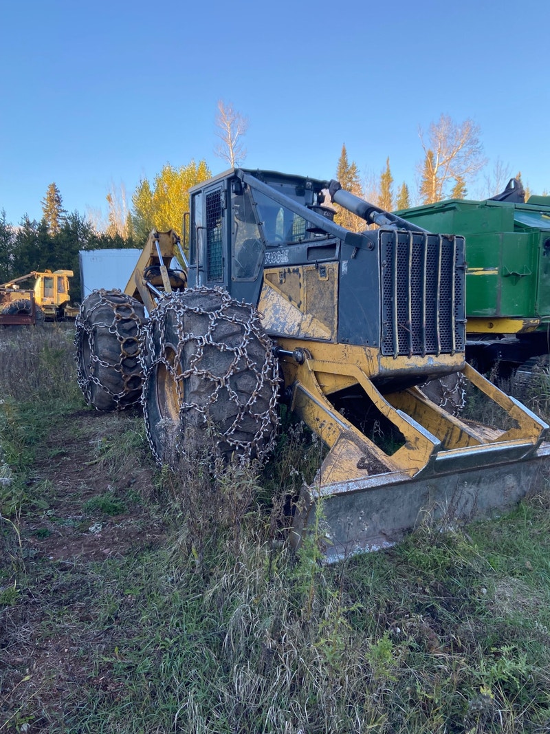 2005 John Deere 748G3. Other Thunder Bay Kijiji
