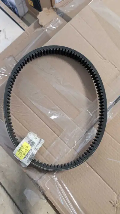 OEM Skidoo belt. Stored flat. In great shape. 414-7413-00 Formula SeriesFormula Mach I (1991–1994)Fo...