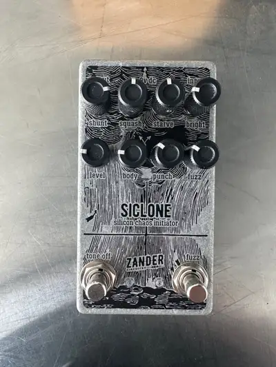 Zander Circuitry SiClone V2 | Fuzz Distortion Guitar Pedal, View more