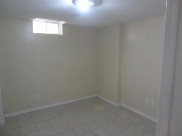 1 Bedroom in 2-Bedroom Basement – Mavis & Britannia -Immediately