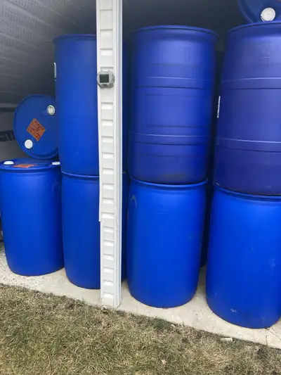 BARIL DRUM PLASTIQUE 208 LITRES OU 55 GALLONS, View more