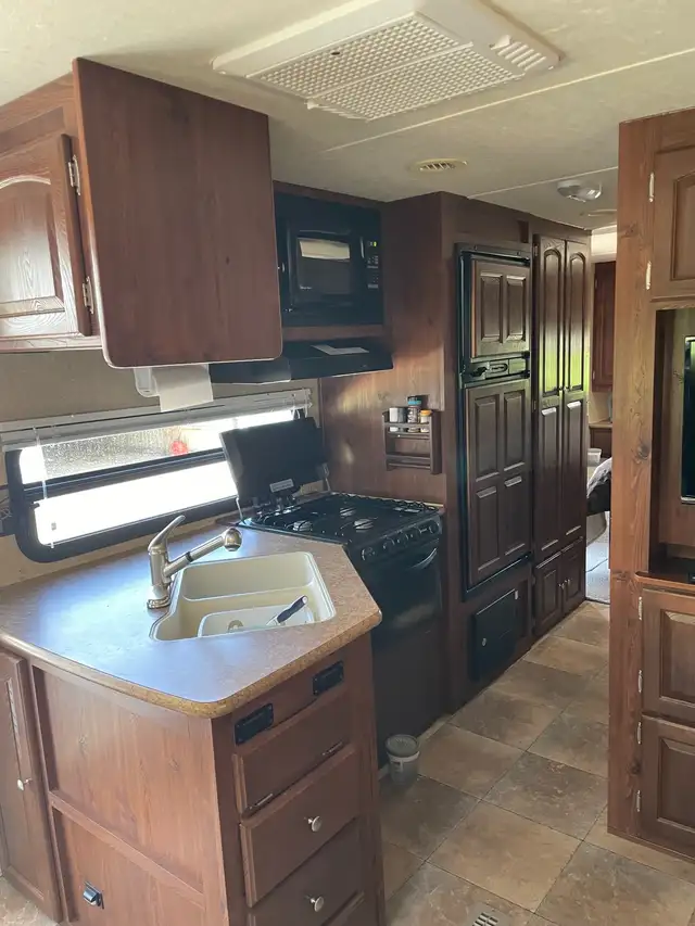 Rockwood Windjammer 30 Foot Camper Trailer in Travel Trailers & Campers in Kitchener / Waterloo - Image 8